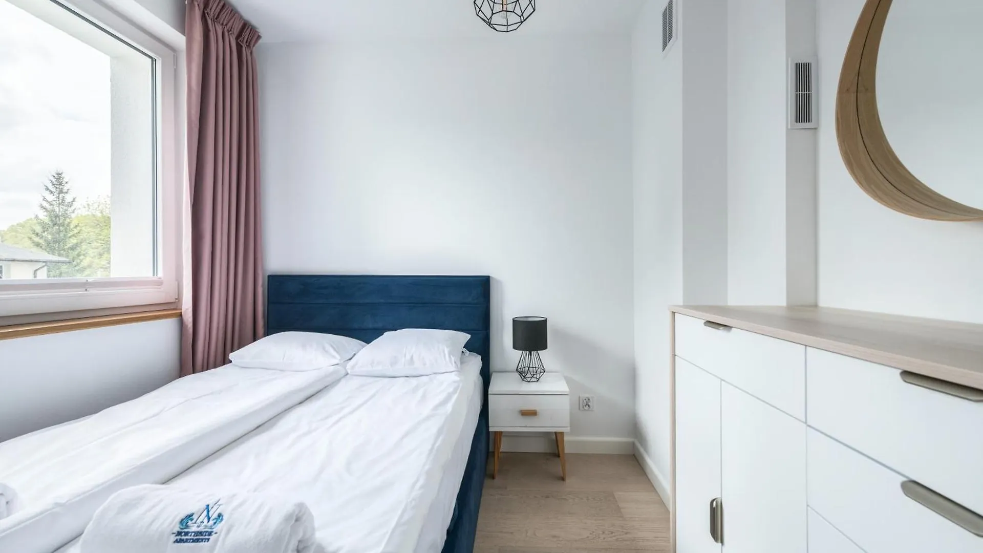 Navy Blue By Northside Apartments Sopot