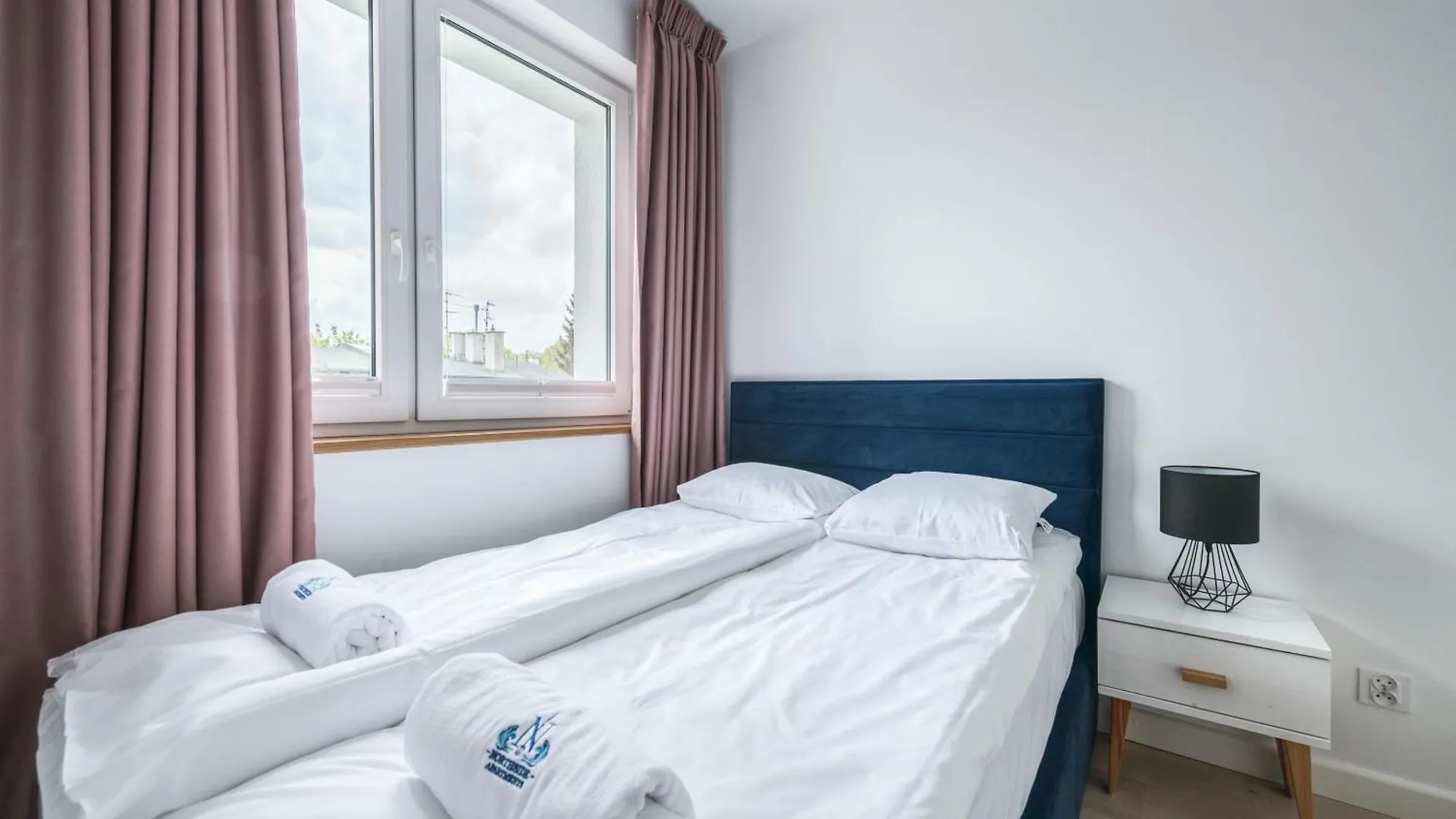 Navy Blue By Northside Apartments Sopot