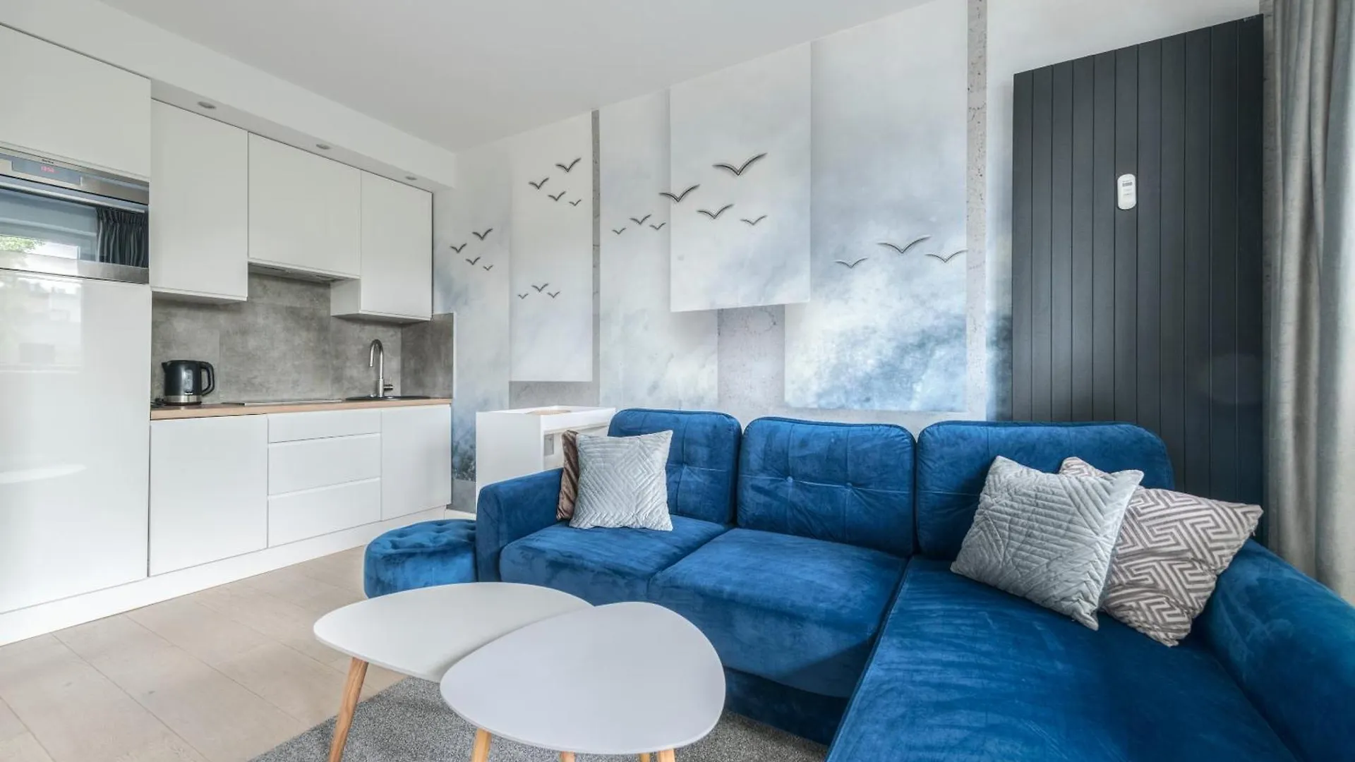 Navy Blue By Northside Apartments Sopot Poland