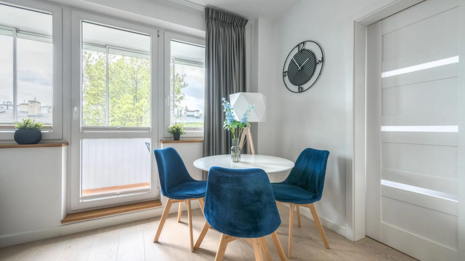 Navy Blue By Northside Apartments Sopot
